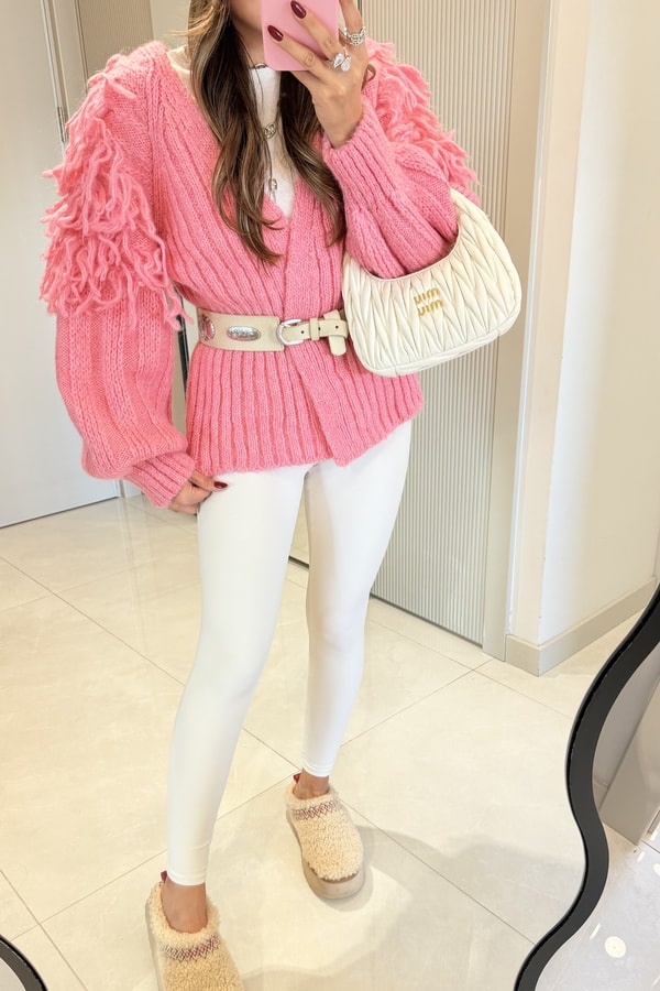 Cassandra Pembe Örgü Püsküllü Hırka