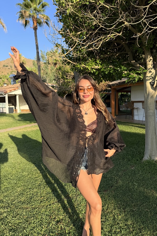 Chance Siyah Dantel Detaylı Tensel Kimono Gömlek
