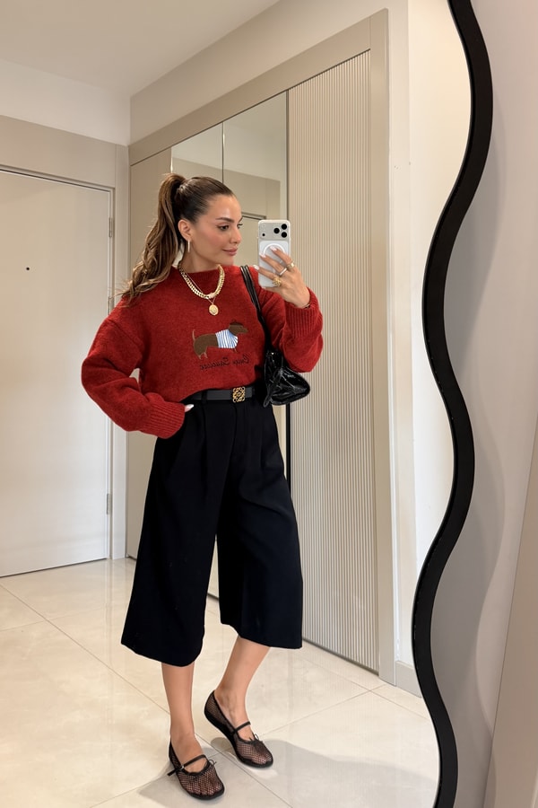 Chiara Siyah Bol Paça Kapri Pantolon