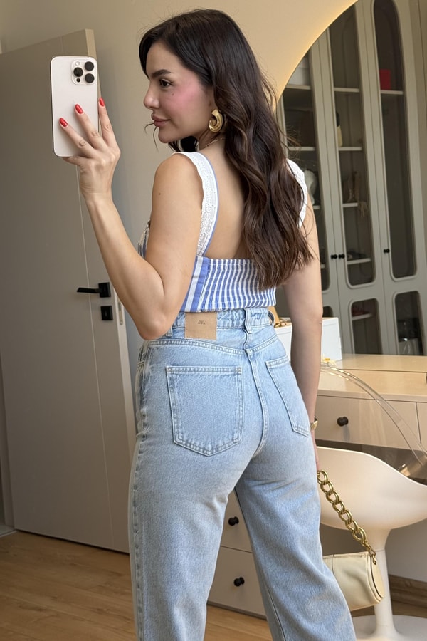 Cipher Çizgi Detaylı Düğmeli Crop