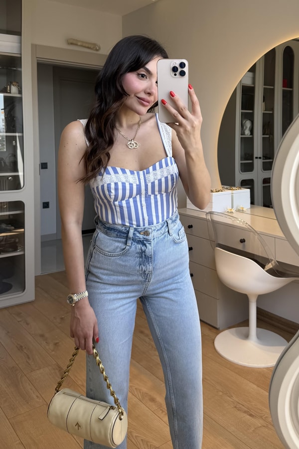 Cipher Çizgi Detaylı Düğmeli Crop