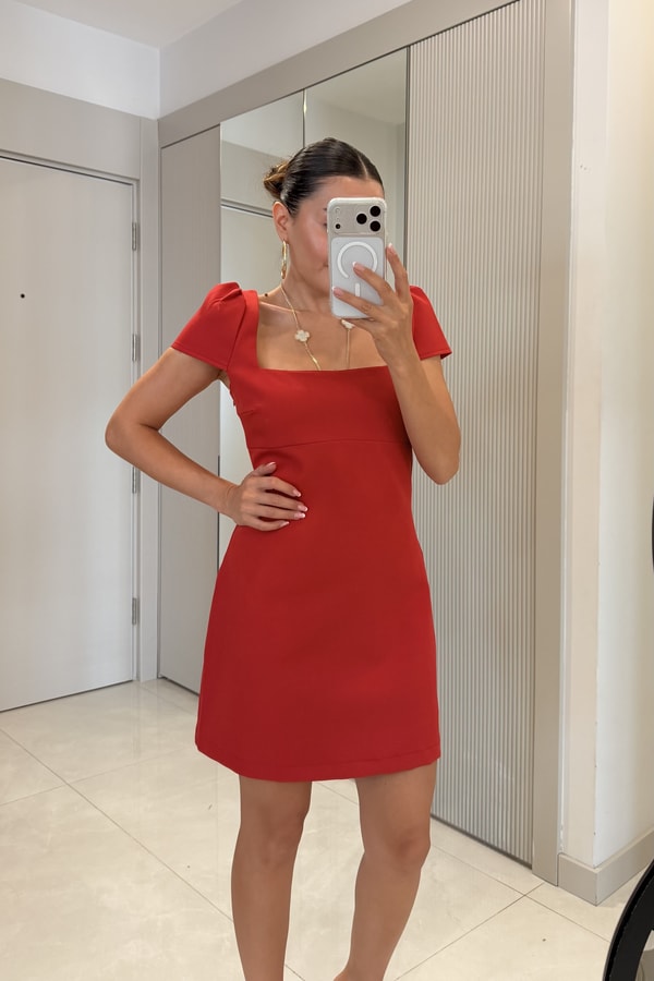 Danica Kırmızı Sırt Dekolteli Mini Elbise
