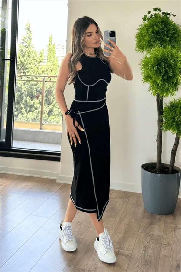 Dikiş detaylı siyah tasarım spor elbise