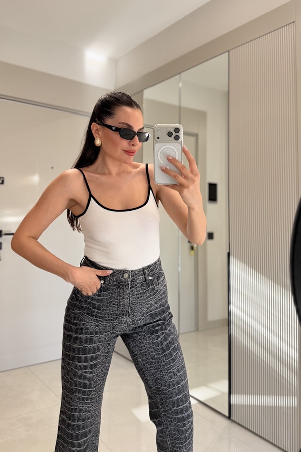 Dobby Beyaz Biyeli İpli Body