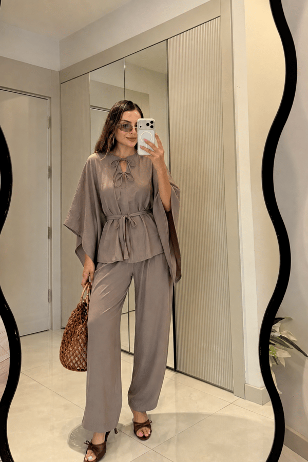 Draving Vizon Pelerin Kuşaklı Tensel Takım
