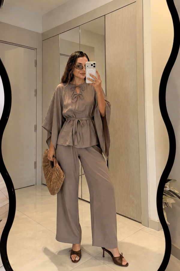Draving Vizon Pelerin Kuşaklı Tensel Takım