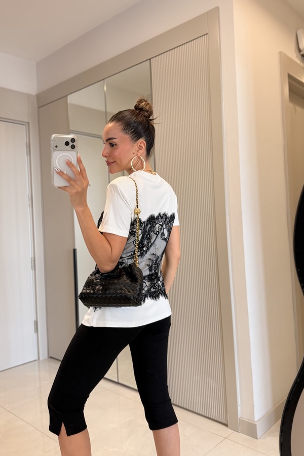 Elrica Beyaz Korseli Vatkalı Tshirt