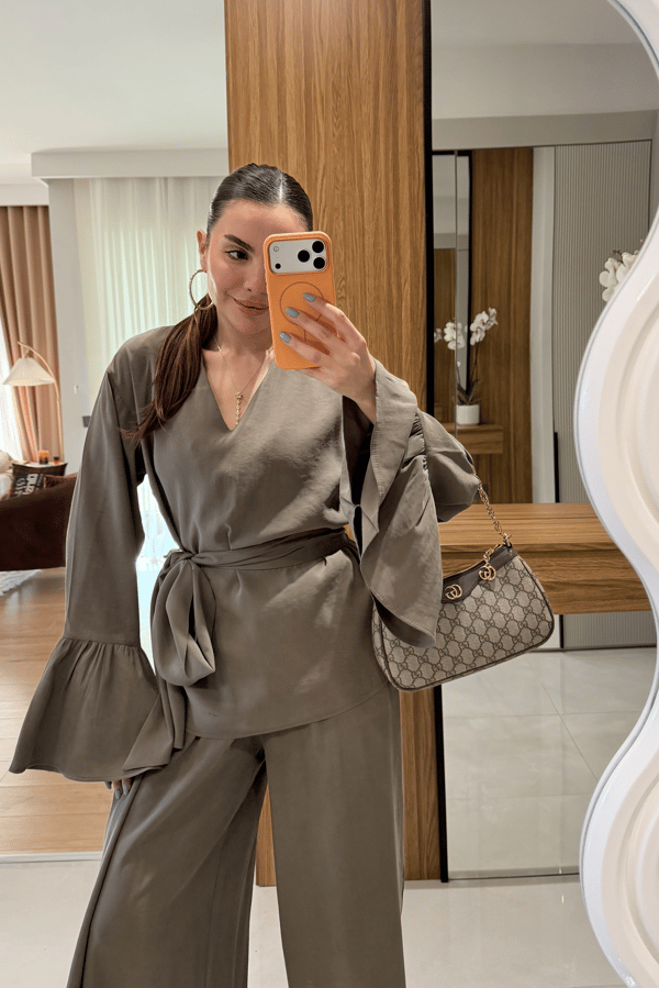 Elsa Haki Tensel Kuşaklı Takım