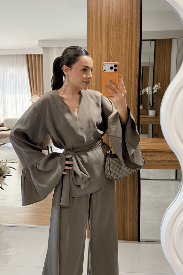 Elsa Haki Tensel Kuşaklı Takım