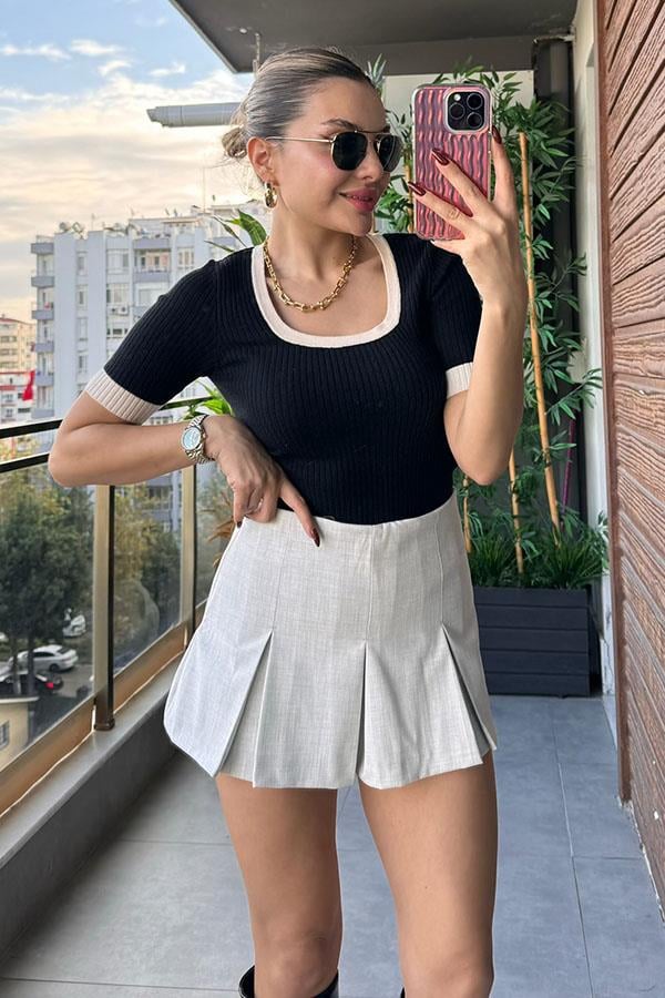 Fany Gri Geniş Pileli Şort Etek