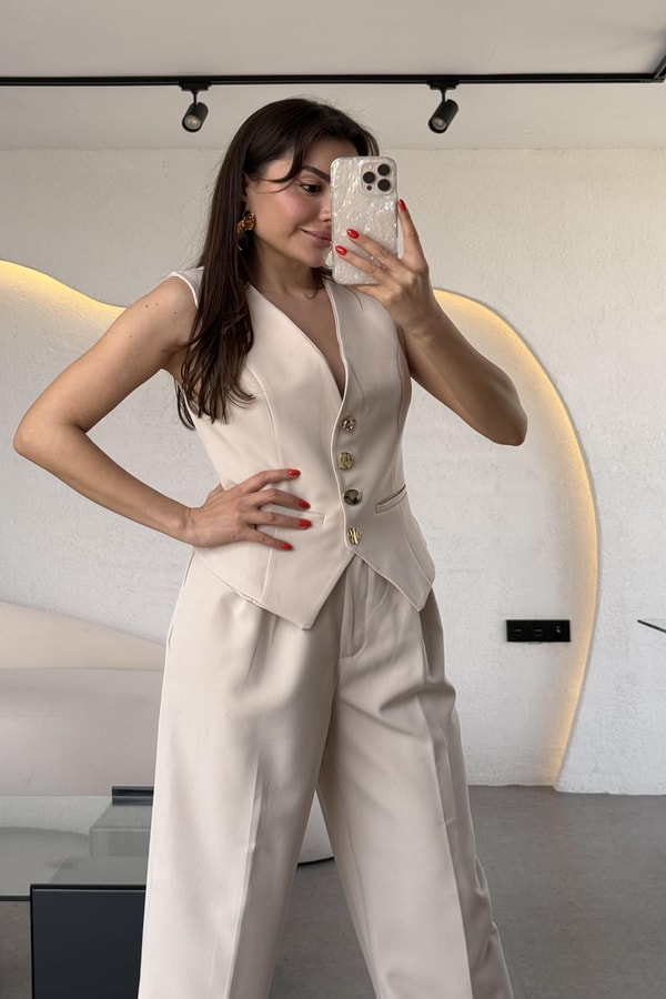 Fiona Bej Yelek Pantolon Premium Takım