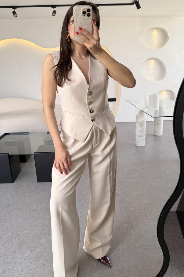 Fiona Bej Yelek Pantolon Premium Takım
