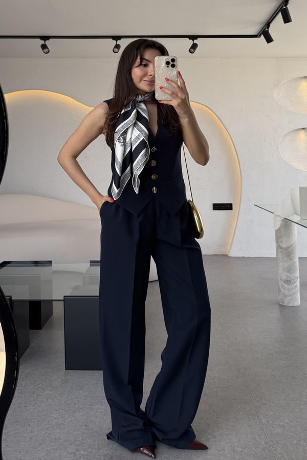 Fiona Lacivert Yelek Pantolon Premium Takım
