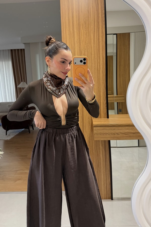 Florencia Haki Göğüs Tokalı Body