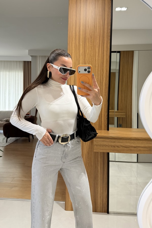 Geisa Beyaz Balıkçı Yaka Body 