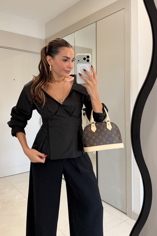 Gianna Siyah Belden Oturtmalı Madonna Gömlek