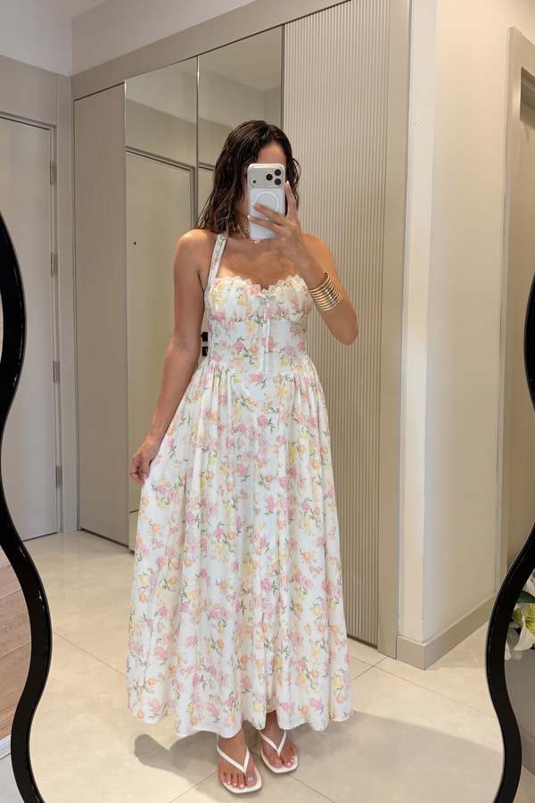 Giselle Beyaz Çiçek Desenli Maxi Elbise