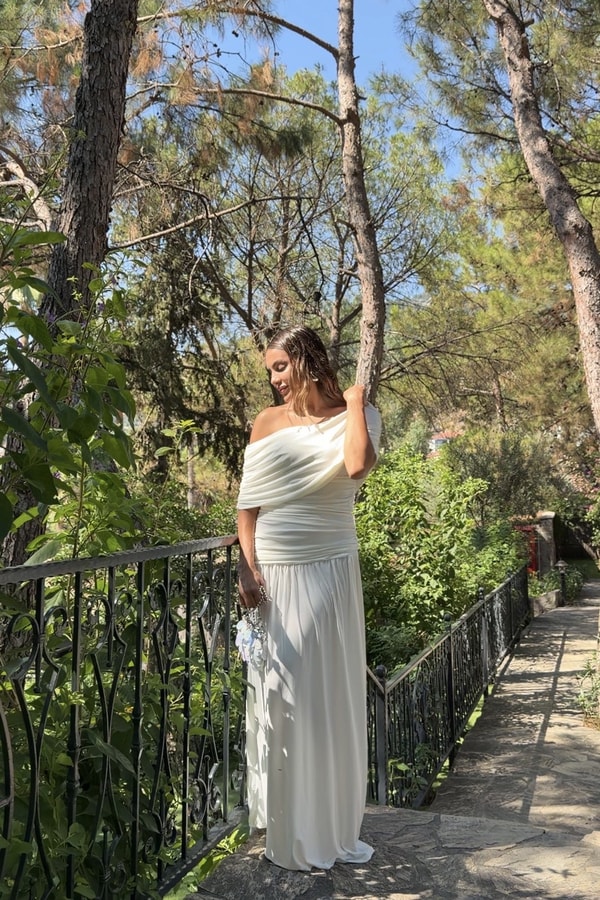 Glorinda Beyaz Drapeli Tek Omuz Elbise
