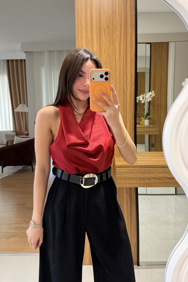 Helina Kırmızı Degaje Saten Bluz