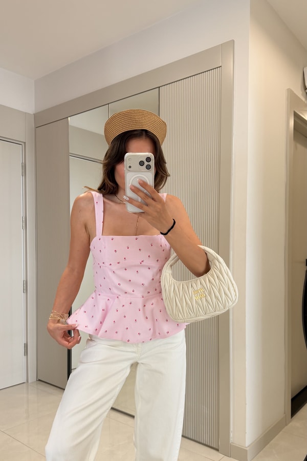 Hobbie Pembe Çiçekli Büstiyer
