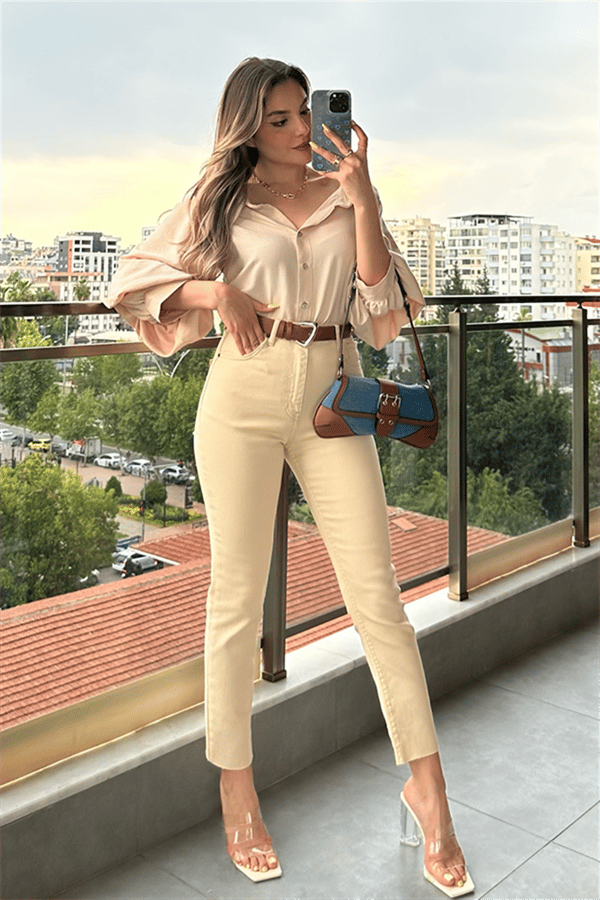 Jillian krem ultra yüksek bel mom jean