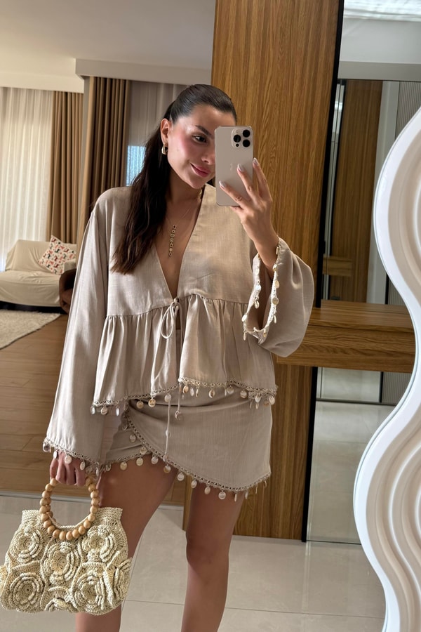 Jophie V Yaka Boncuk Detaylı Bluz