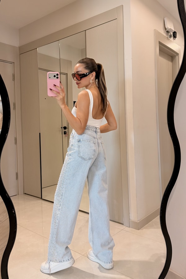 Julia Lightblue Kenarları Zımba Detaylı Jean