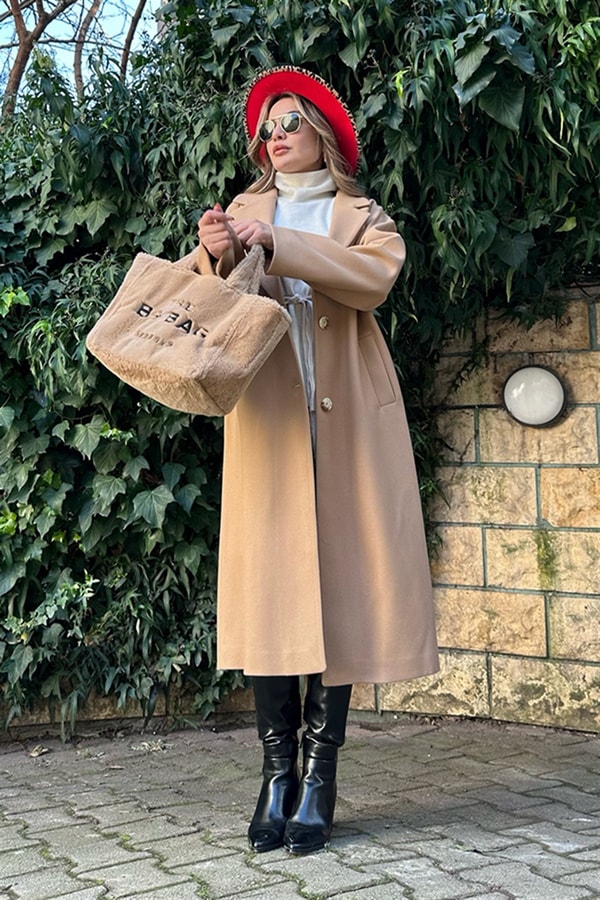 Karamel kaşe kaban