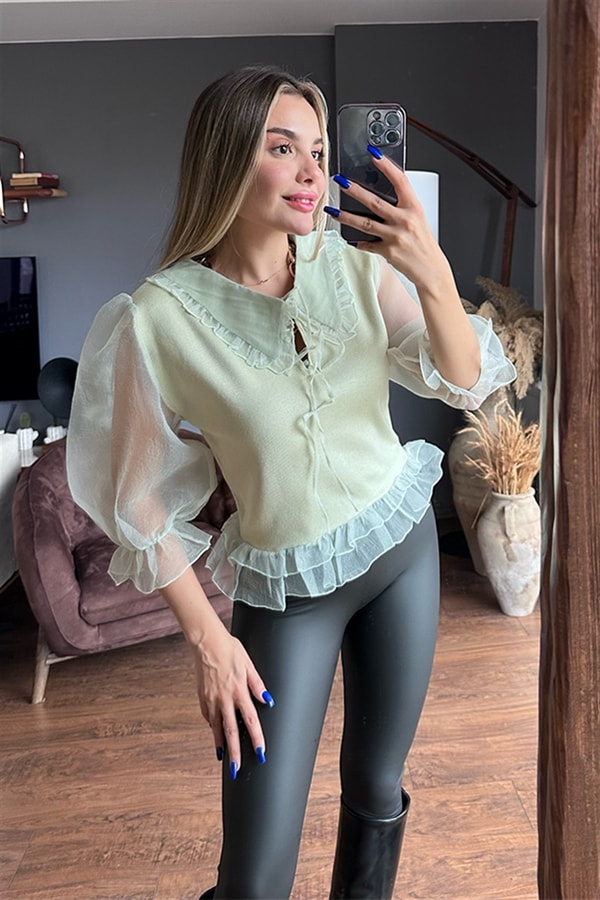 Kolları tül detaylı mint yeşili triko