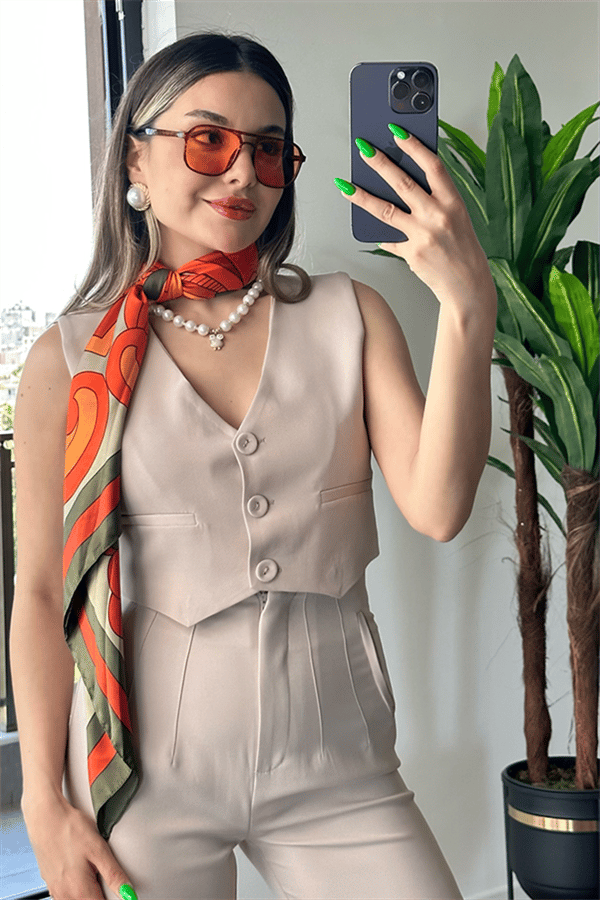 Krem rengi crop yelek