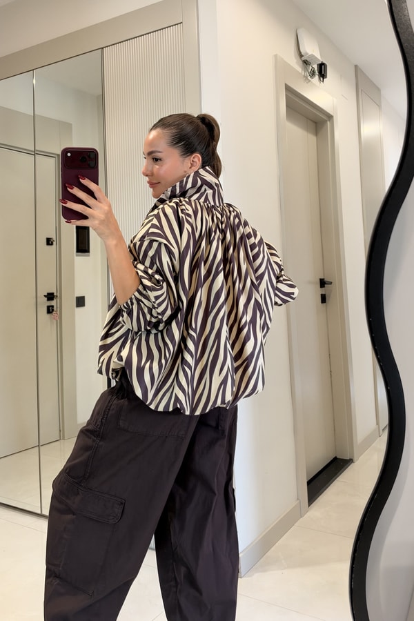 Laina Zebra Desenli Dik Yaka Fermuarlı Ceket