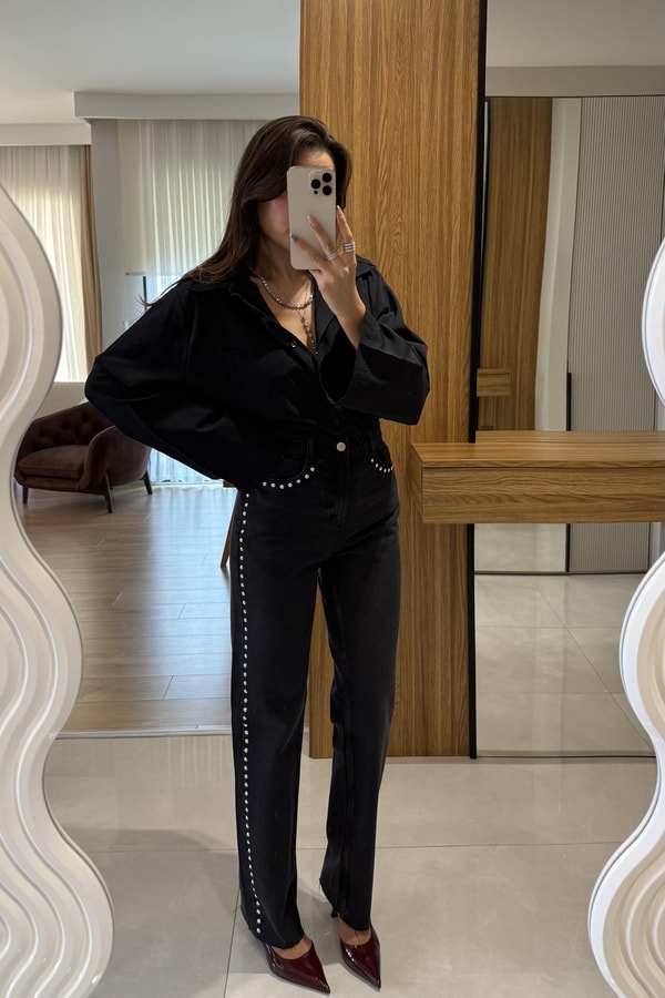 Latina Kenarları Zımba Detaylı Jean