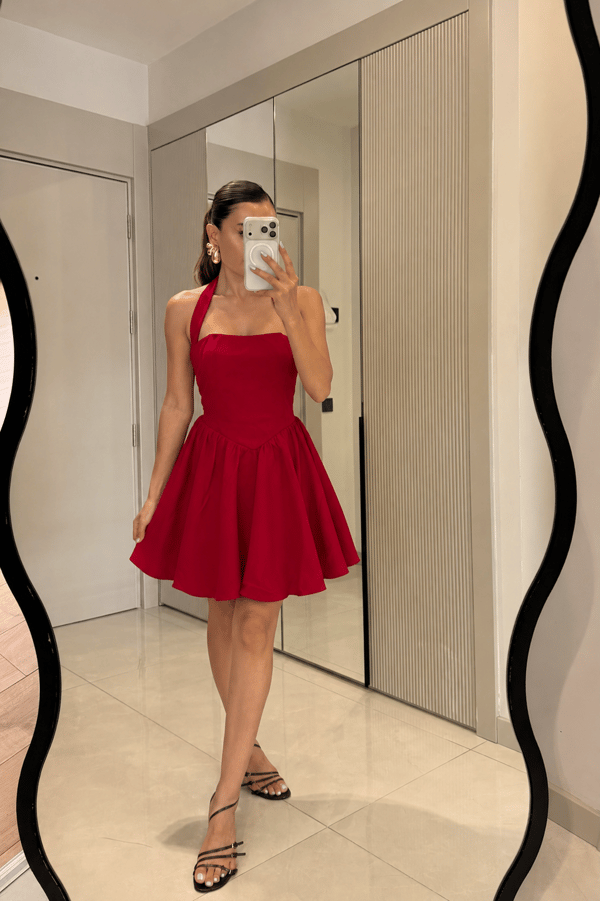 Levra Kırmızı Halter Yaka Elbise
