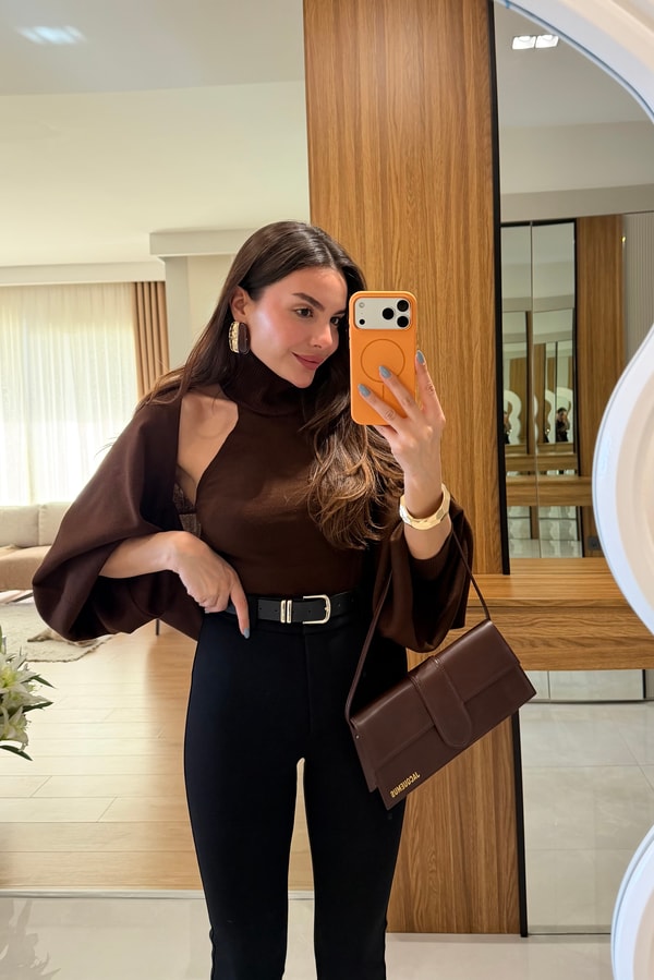 Lexus Kahverengi İki Parça Bolerolu Triko 