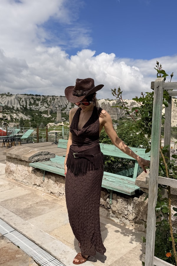 Lorena Kahve Dantelli Degaje Yaka Elbise