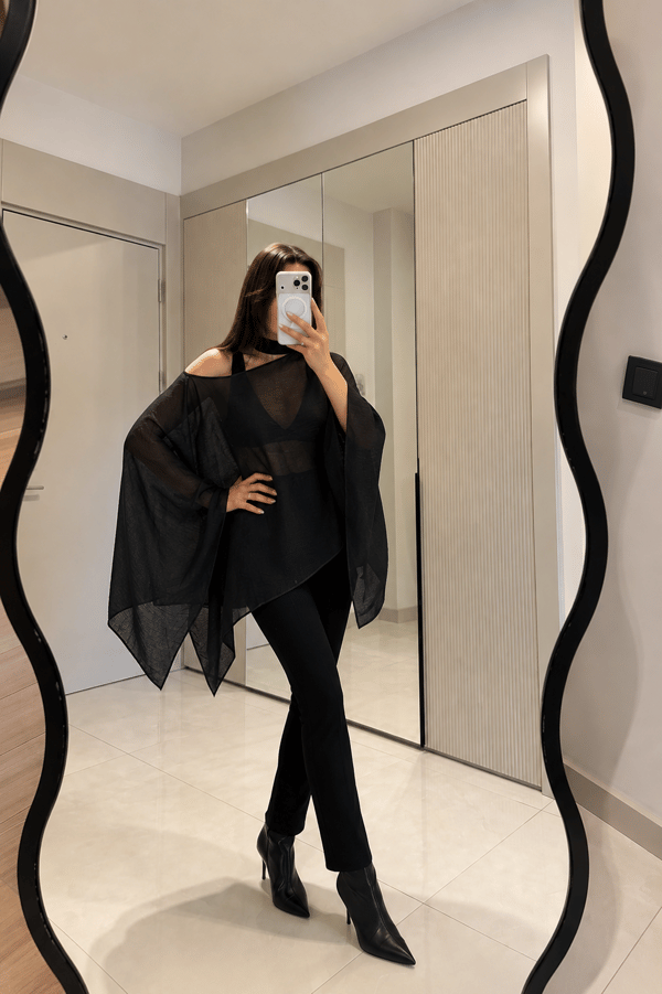Loretta Siyah Pelerin Şifon Bluz