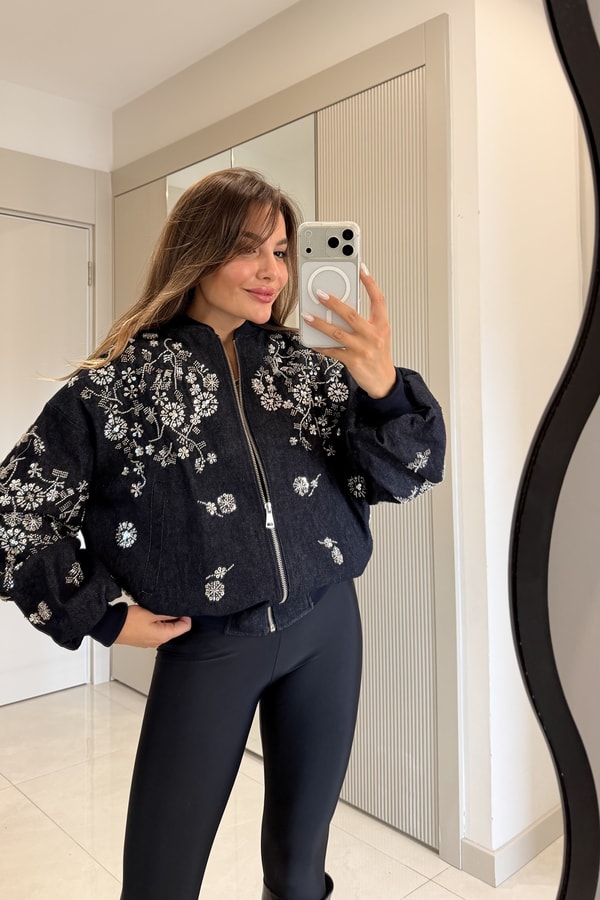 Lovia Lacivert Taş İşlemeli Bomber Ceket