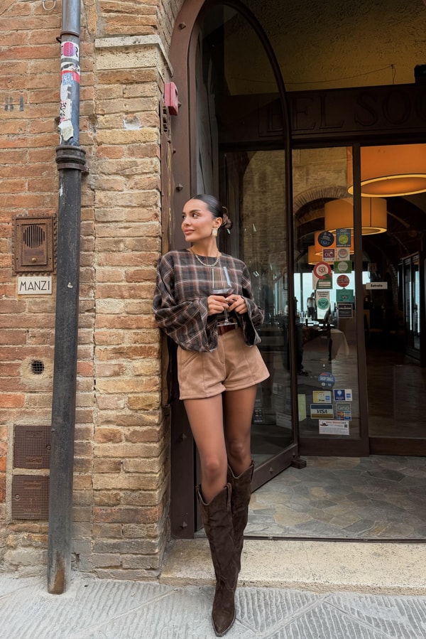 Lucca Camel Süet Mini Şort