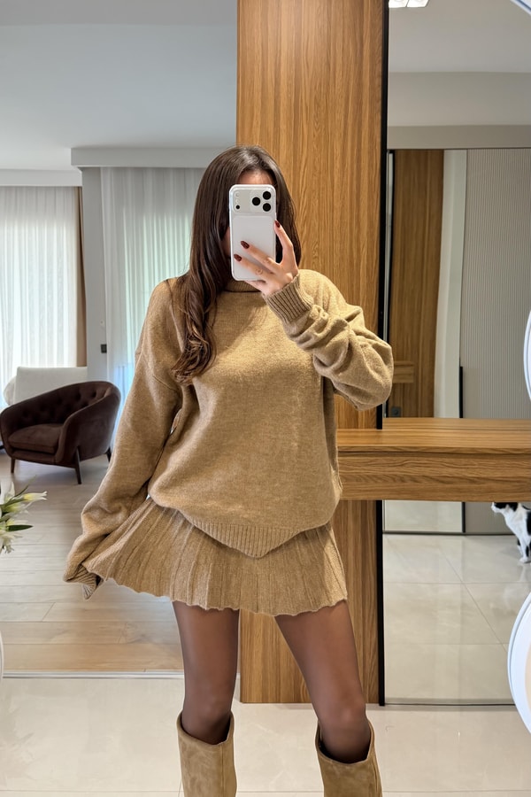 Lucien Camel Balıkçı Yaka Triko Etekli Takım