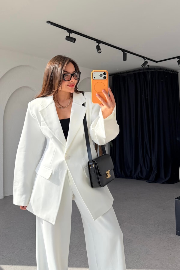 Luise Beyaz Vatkalı Premium Blazer 