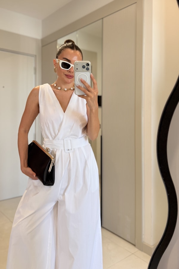 Madison Beyaz Kemerli V Yaka Bol Paça Tulum
