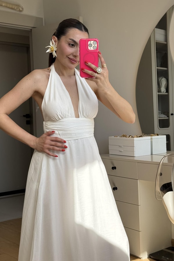 Margot Beyaz Boyundan Bağlamalı Elbise
