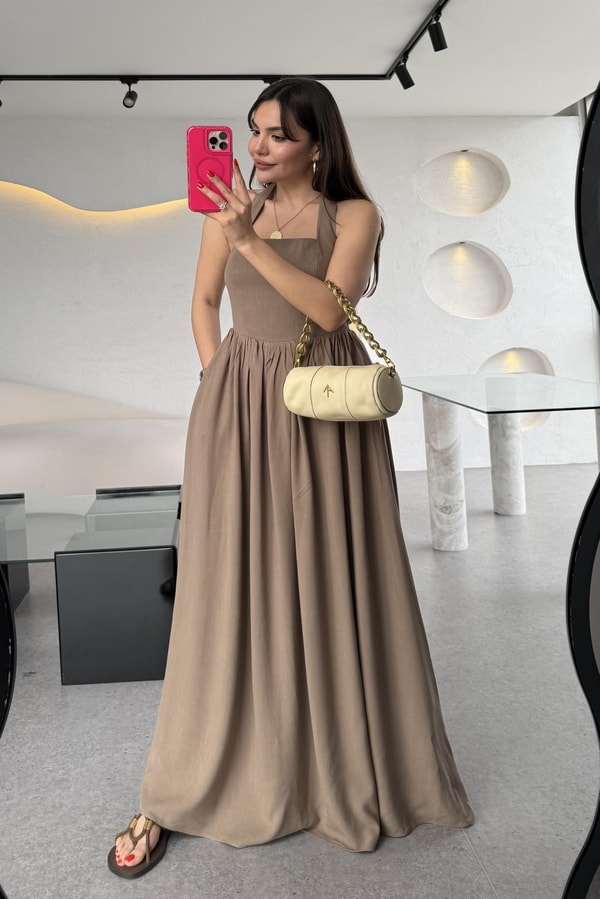 Mayra Kahve Boyundan Bağlamalı Keten Astarlı Elbise