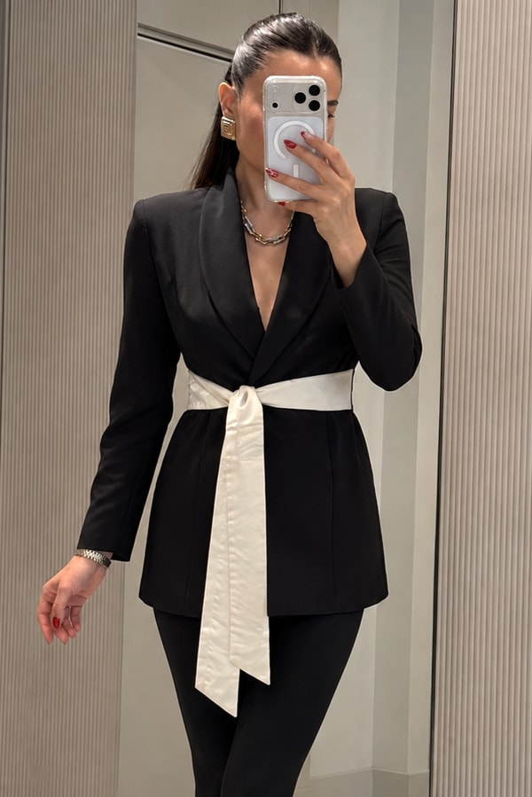 Melia Siyah Kuşaklı Premium Blazer Ceket