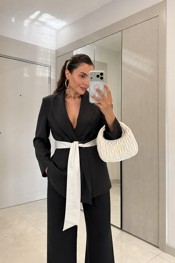 Melia Siyah Kuşaklı Premium Blazer Ceket