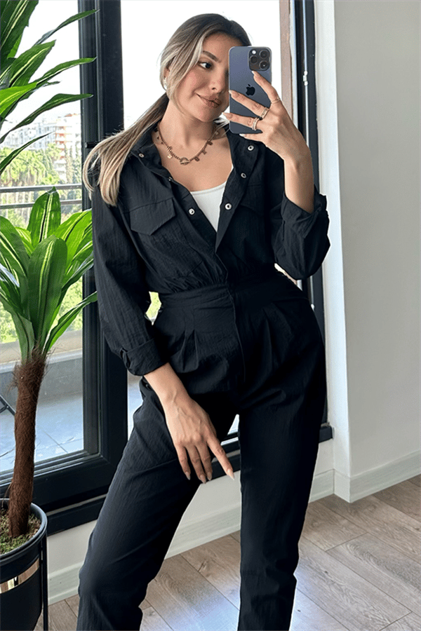 Mita önü zımbalı siyah spor tulum