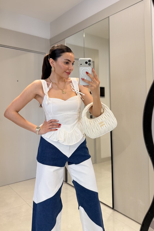 Moana Beyaz Volanlı Büstiyer 