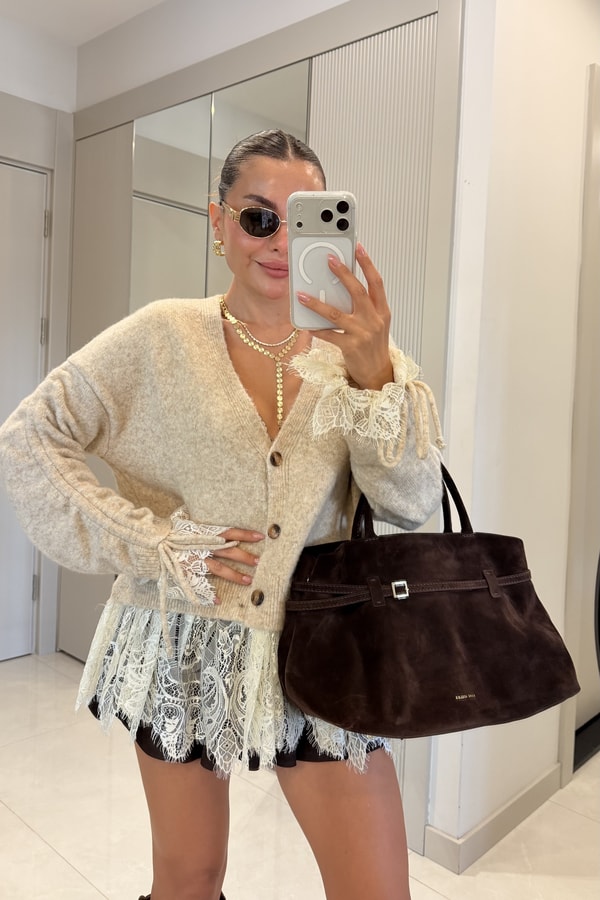 Monica Taş Dantel Detaylı Hırka