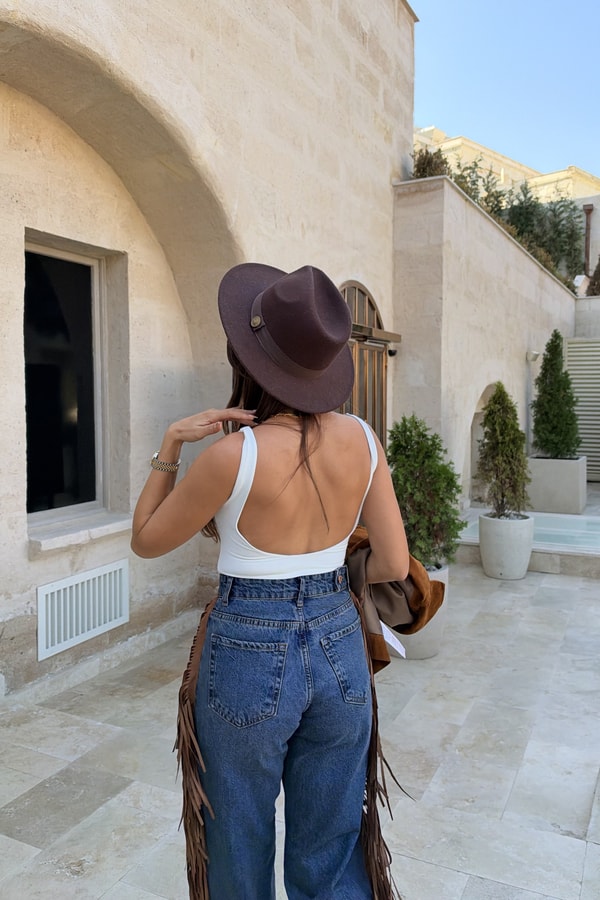 Munster Beyaz Sırt Dekolteli Basic Bodysuit