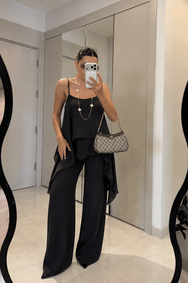 Odelia Siyah Tül Detaylı Tasarım Takım